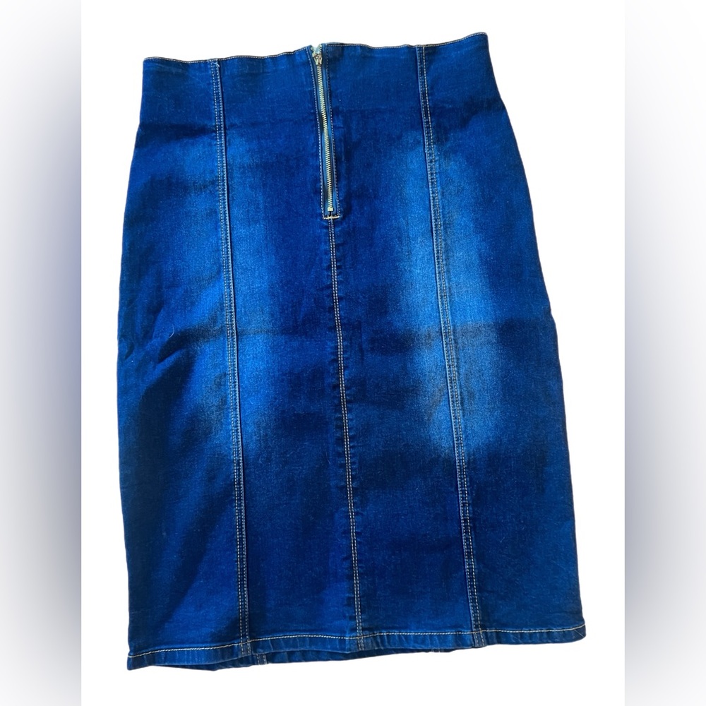 🍎Gusto Denim Fabulous Extra stretch skirt 🌸